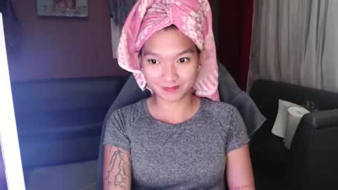 NEWRA  ALLISON online show from October 23, 7:21 am