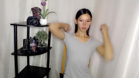 Jane online show from April 19, 7:42 am