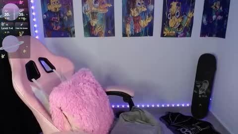 Danielle  online show from October 21, 6:29 am