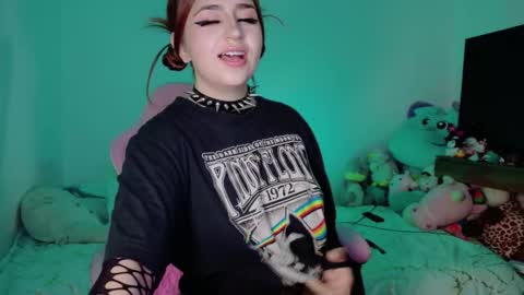 Danielle  online show from February 6, 10:51 am