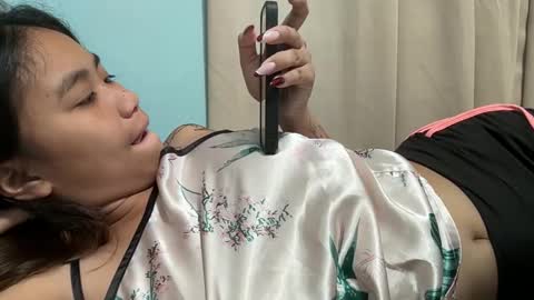 Urbbgurl lynxx  online show from May 13, 9:19 am