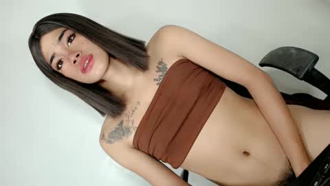 Snapshot of urbitch_haley69xx chatting on February 5, 12:38 pm Haley Mhate online show from February 5, 12:38 pm