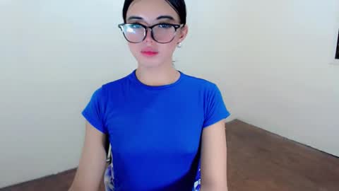 urcutie_ayah online show from October 27, 10:37 am