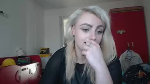 urdesiremuse online show from December 5, 10:03 am