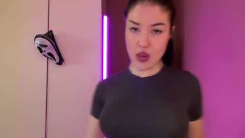 Margo online show from November 9, 8:18 am