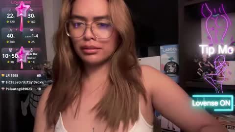 urdimplegurl online show from June 2, 8:22 pm