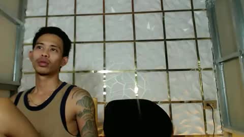 urdreamboy_clarin online show from February 11, 1:53 am