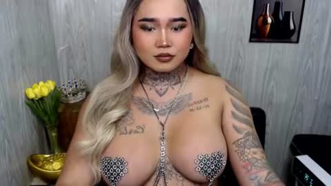 Maxxie online show from July 2, 3:23 am