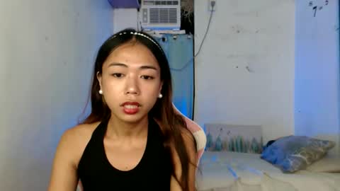 ayumi reacher online show from November 6, 9:23 am