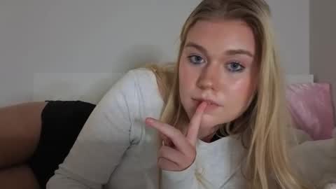 Maryia Kay online show from November 11, 12:57 am