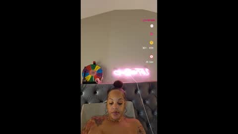 urfaveriri online show from November 14, 12:07 pm