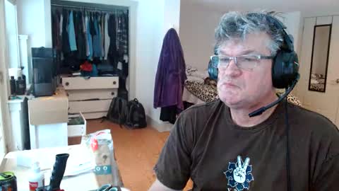 Snapshot of urfavteach50 chatting on December 11, 2:44 pm Gregor online show from December 11, 2:44 pm