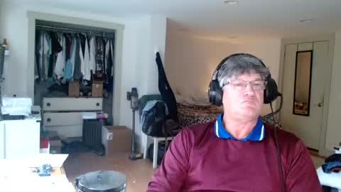 Snapshot of urfavteach50 chatting on October 14, 11:35 am Gregor online show from October 14, 11:35 am