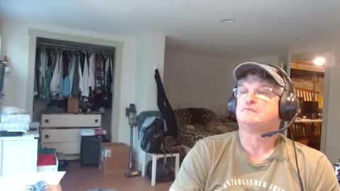 Snapshot of urfavteach50 chatting on October 10, 5:08 pm Gregor online show from October 10, 5:08 pm