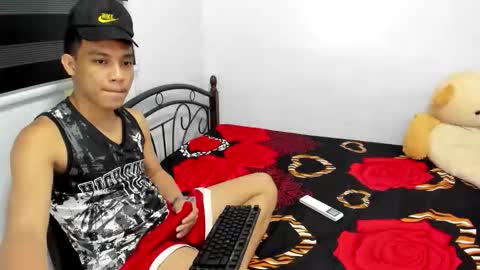 urfucker_vinz online show from March 15, 2:20 pm