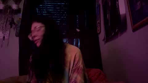 urfxvecouplee online show from October 12, 5:15 pm