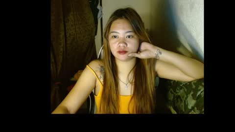 Snapshot of urfynestasian chatting on December 6, 11:39 am urfynestasian online show from December 6, 11:39 am