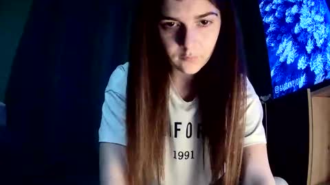 Viviana online show from December 18, 8:14 pm