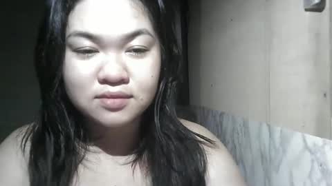 urgirlb0obiies321 online show from April 8, 5:27 pm