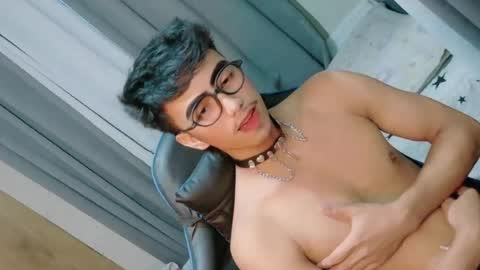 urguy_francis online show from July 1, 9:07 am