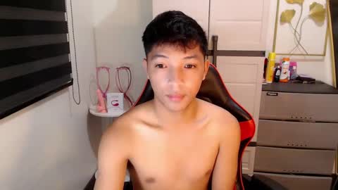 Ethan online show from March 12, 5:27 pm