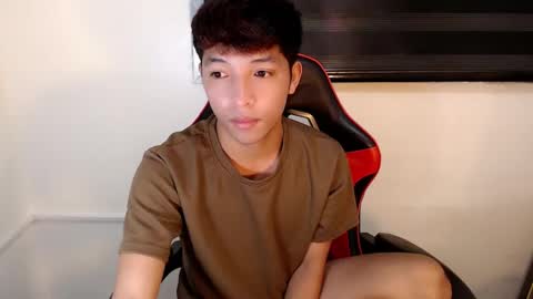 Ethan online show from February 25, 5:49 pm