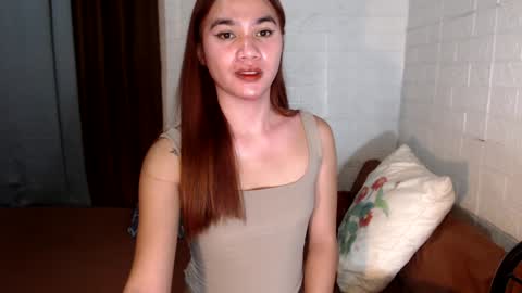 Snapshot of urhottylicious_cum chatting on February 26, 1:46 am urhottylicious_cum online show from February 26, 1:46 am