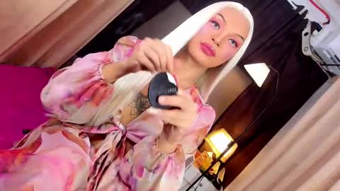 jhaii online show from February 9, 9:28 pm