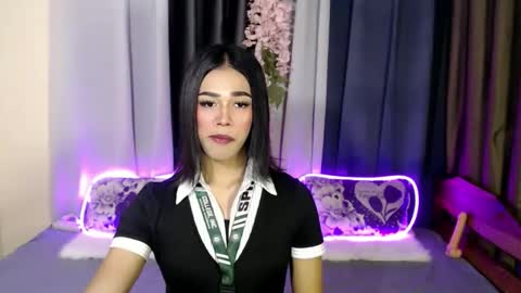 urlovely_jemma online show from April 15, 6:44 pm