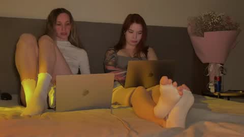 urmissalice online show from April 18, 7:29 pm