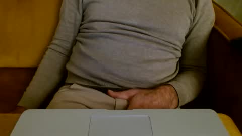 Snapshot of uropportunity chatting on October 23, 6:31 pm Dutchsoftie online show from October 23, 6:31 pm