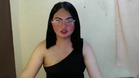 maxie online show from February 4, 7:56 am