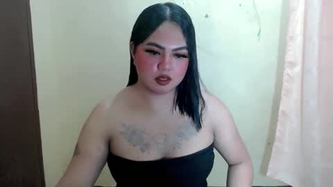 maxie online show from January 17, 8:02 am