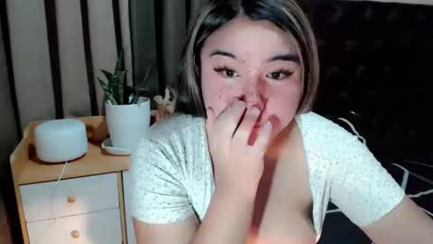          online show from February 9, 3:22 am