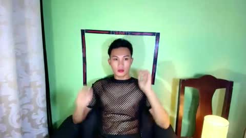 Snapshot of ursweetfucker_kimeya69 chatting on October 17, 11:36 am ursweetfucker_kimeya69 online show from October 17, 11:36 am