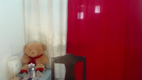 Snapshot of ursweetfucker_kimeya69 chatting on September 28, 4:32 am ursweetfucker_kimeya69 online show from September 28, 4:32 am