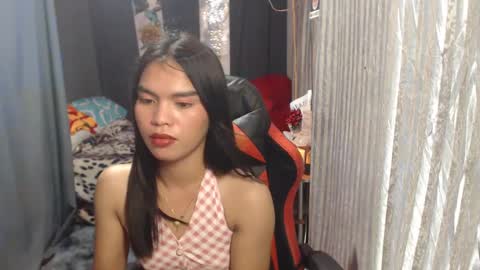 urtereshameow online show from February 18, 5:20 am