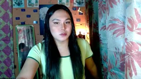 YOURGIRLCAMILLA online show from January 11, 2:45 pm