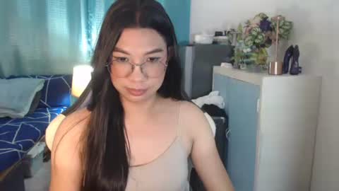 Ashley Kate Mateo Gray online show from October 6, 10:44 am