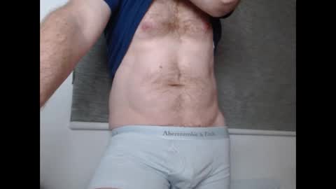 Snapshot of us5030 chatting on October 5, 5:53 pm US5030 online show from October 5, 5:53 pm