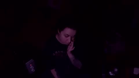 usefulhole online show from November 16, 12:01 am