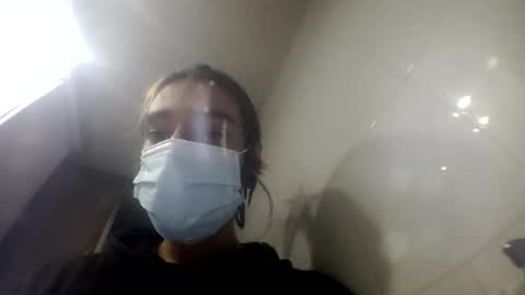 user_of_existance online show from April 21, 2:51 am