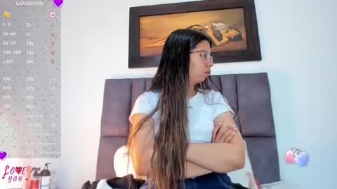 Vahiolet smith online show from March 8, 3:21 am