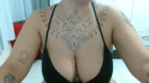 Vah Oliver online show from March 21, 9:41 pm