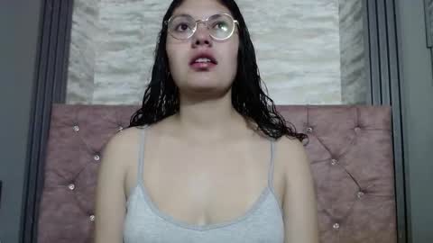 Vainilla online show from February 6, 2:04 am