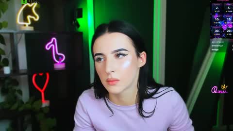 vaiolet_lovely online show from April 21, 2:51 am