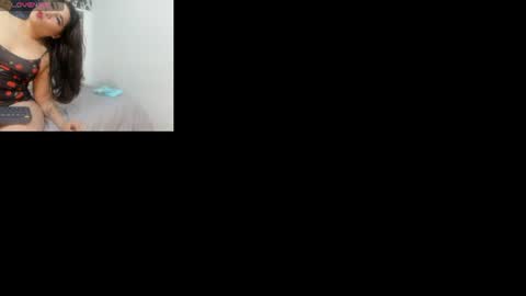 vaiolet_sexycurvy_ online show from July 3, 12:26 am