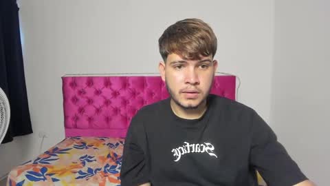 val_andbry online show from April 11, 7:18 pm