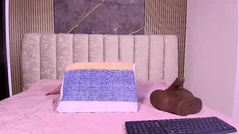 Valentina online show from December 2, 7:23 pm