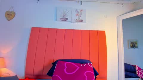 VALENTINA  3 online show from November 11, 12:18 pm